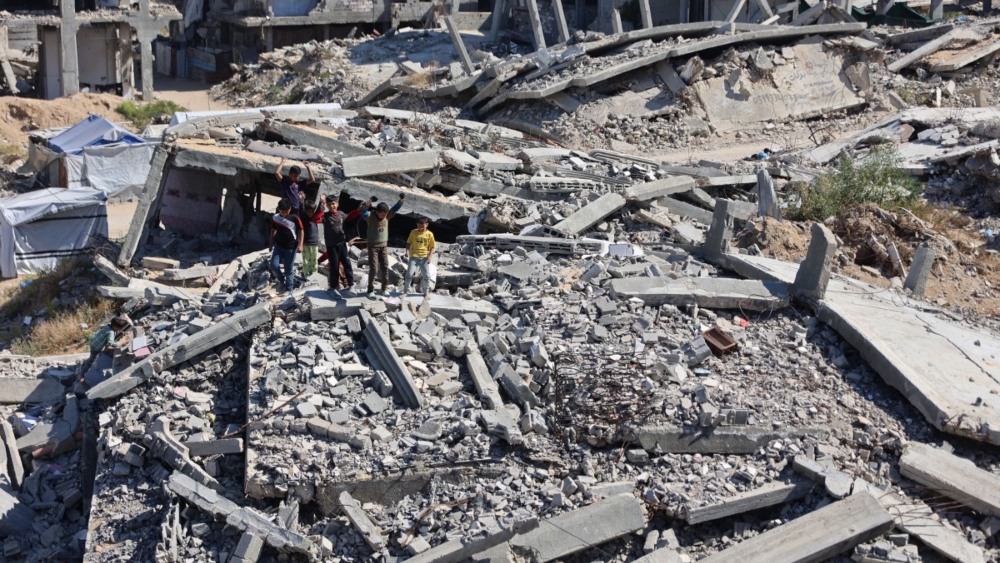 Gaza health officials say Israeli strikes kill 6